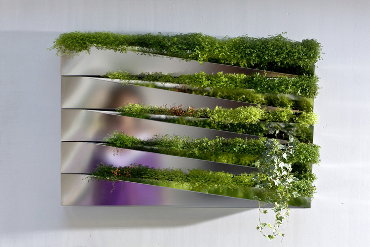 5 miroirs de designer à vous procurer de toute urgence 5 miroirs de designer à vous procurer de toute urgence