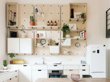 Zoom sur le Pegboard, la tendance déco du moment Zoom sur le Pegboard, la tendance déco du moment