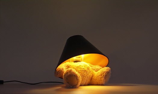 Lampe à poser originale Ourson en Peluche by Matthew Kinealy lampe Ourson en Peluche