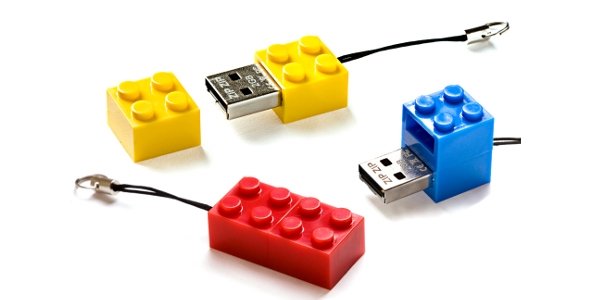 La clé USB Lego par Ora-Ito La clé USB Lego par Ora-Ito