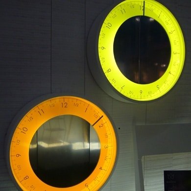 Miroirs design - Solo Ora l’horloge à une aiguille Miroirs design - Solo Ora l’horloge à une aiguille