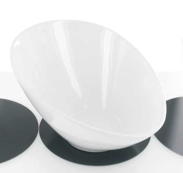 Assiette design : Les assiettes bol asymétriques Vongole Assiette design : Les assiettes bol asymétriques Vongole
