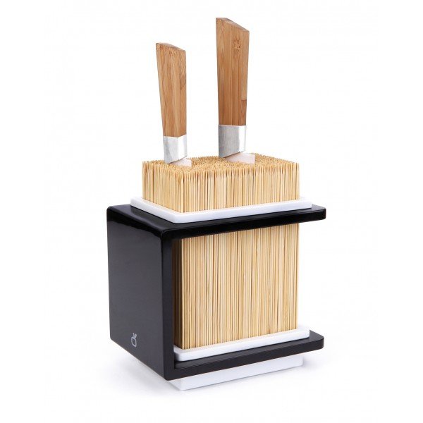 Porte couteaux : Jérôme Pouey imaginé le porte couteau Fakir Porte couteaux : Jérôme Pouey imaginé le porte couteau Fakir