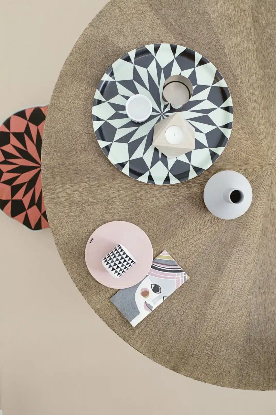 Trine Andersen présente le plateau Star pour Ferm Living