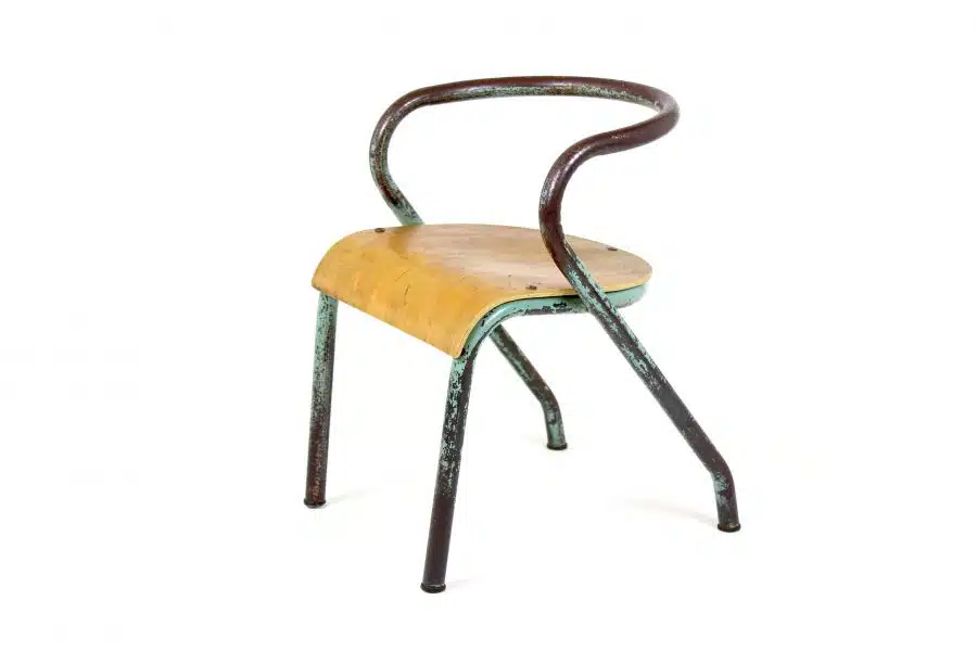 La chaise design Mullca 300 de Jacques Hitier La chaise design Mullca 300 de Jacques Hitier