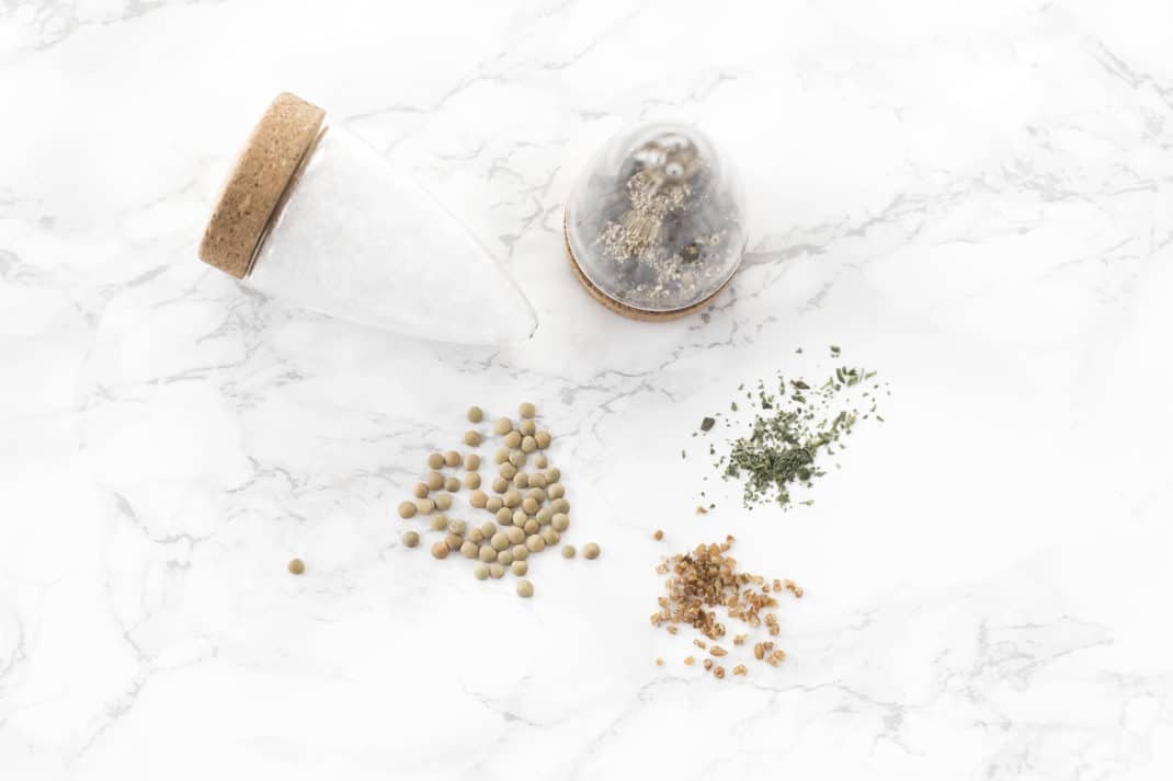 salière poivrière Boeien Ka-Lai Chan