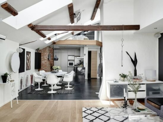 Aménager un appartement mansardé en duplex