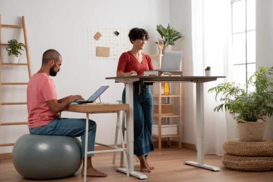Et si vous installiez un bureau assis-debout chez vous
