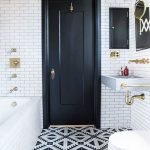 idées déco de salle de bain en noir et blanc