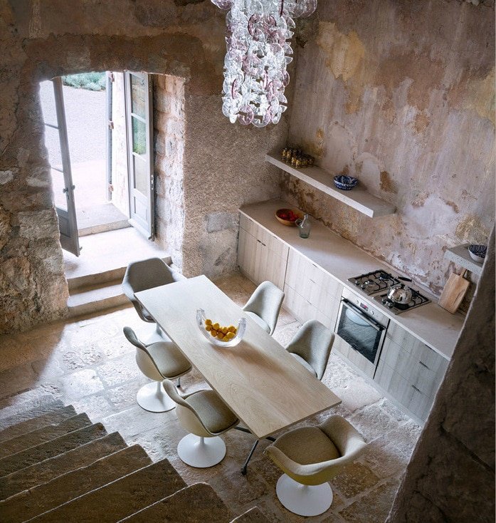 Décoration en pierre