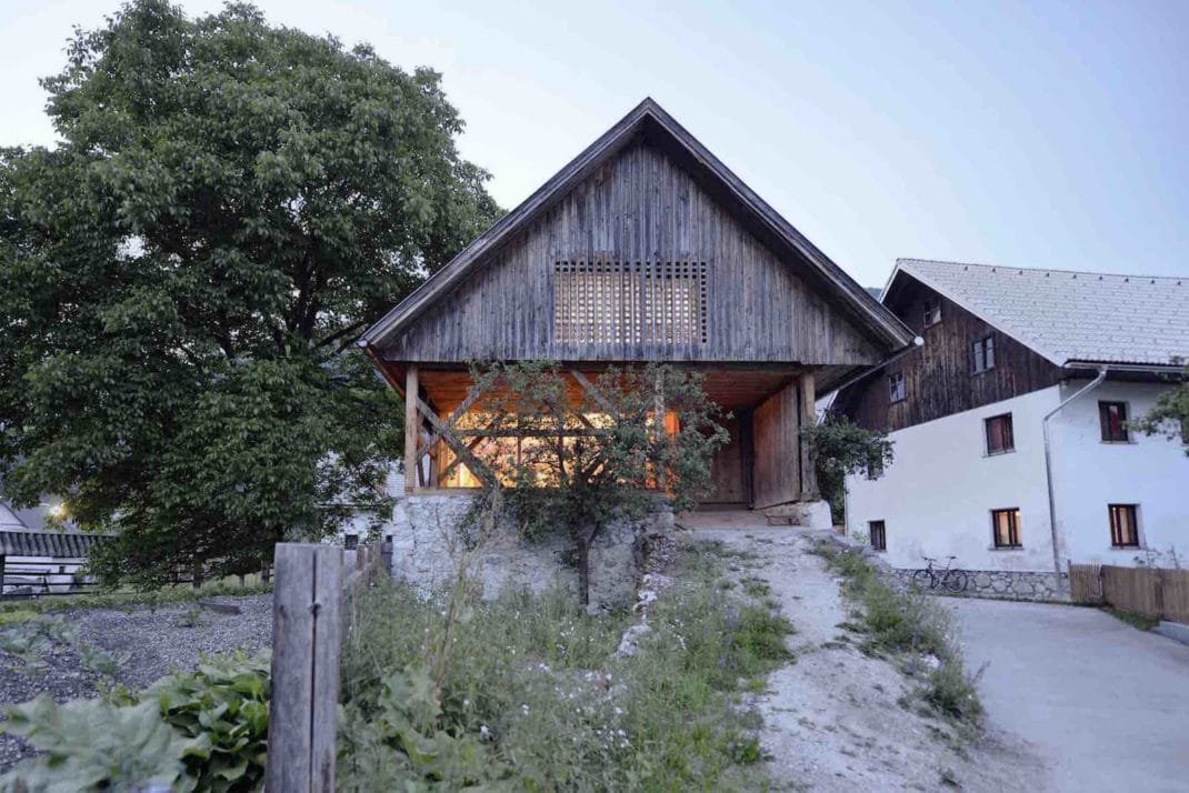 Rénovation d’une ancienne bergerie pour en faire une maison familiale Rénovation d’une ancienne bergerie pour en faire une maison familiale