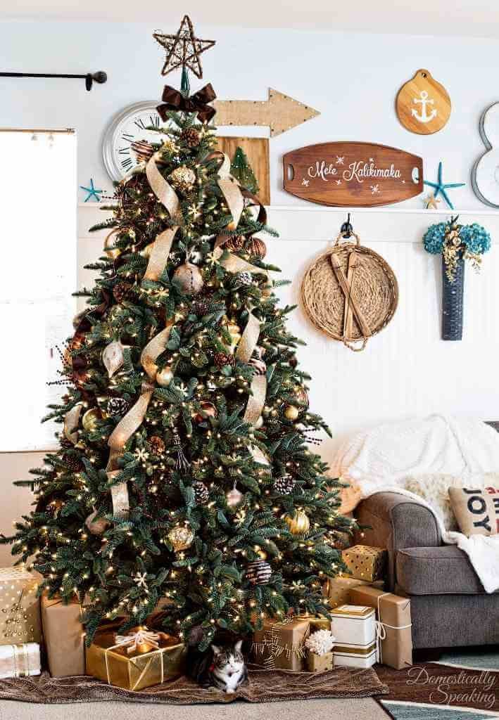 Décorations de sapins de Noël rustique