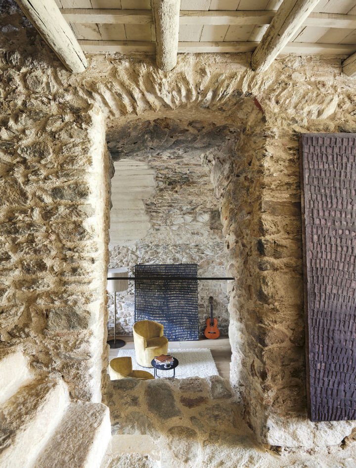 Joan Lao Design Studio dévoile la rénovation de cette ferme centenaire 2