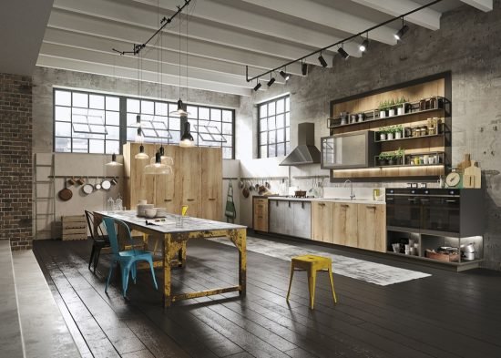 Des cuisines industrielles colorées