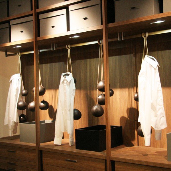 12 porte-manteaux design à installer chez vous