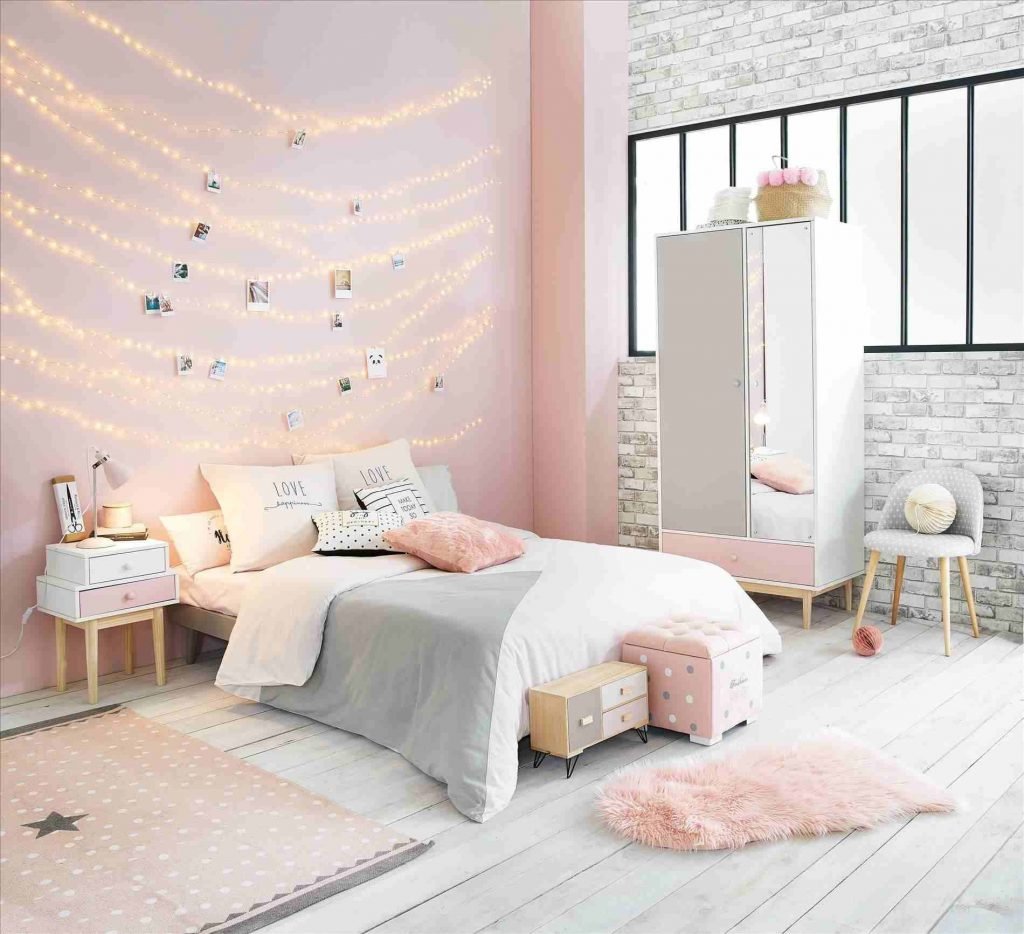 Décorer une chambre d'enfant pour une fille