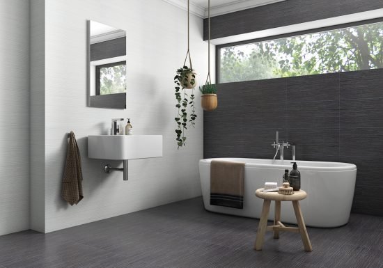 Salle de bain grise masculine