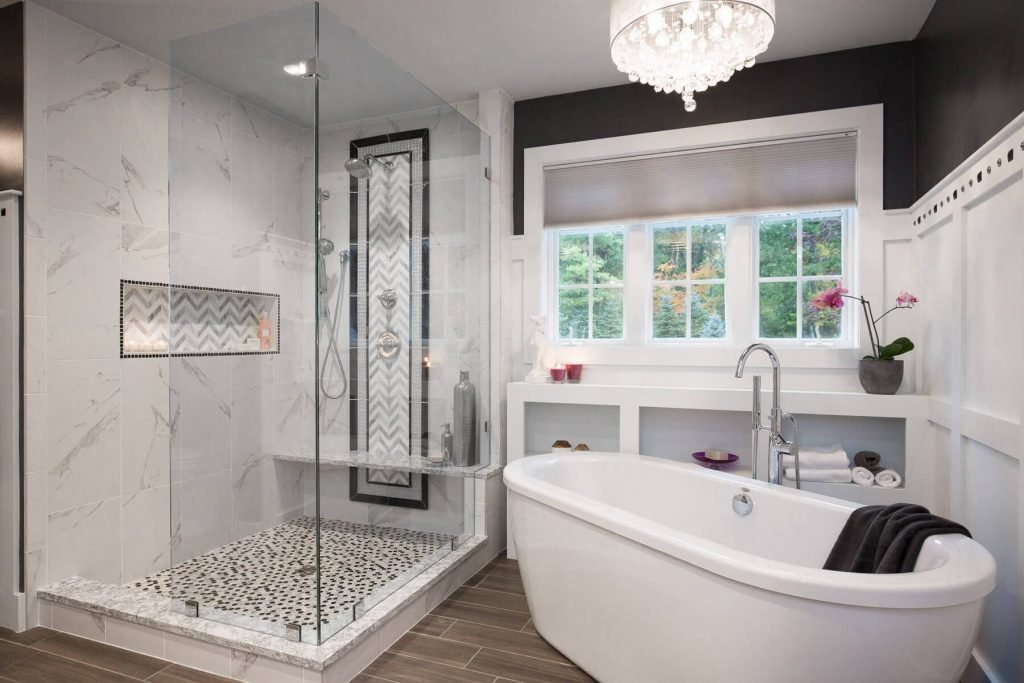 Une palette monochromatique pour votre banc de douche