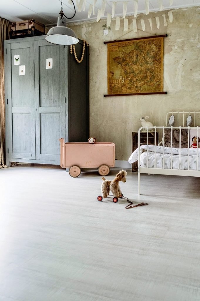 Vintage Chic Vintage Chic