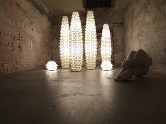 10 lampadaires design à installer dans votre appartement