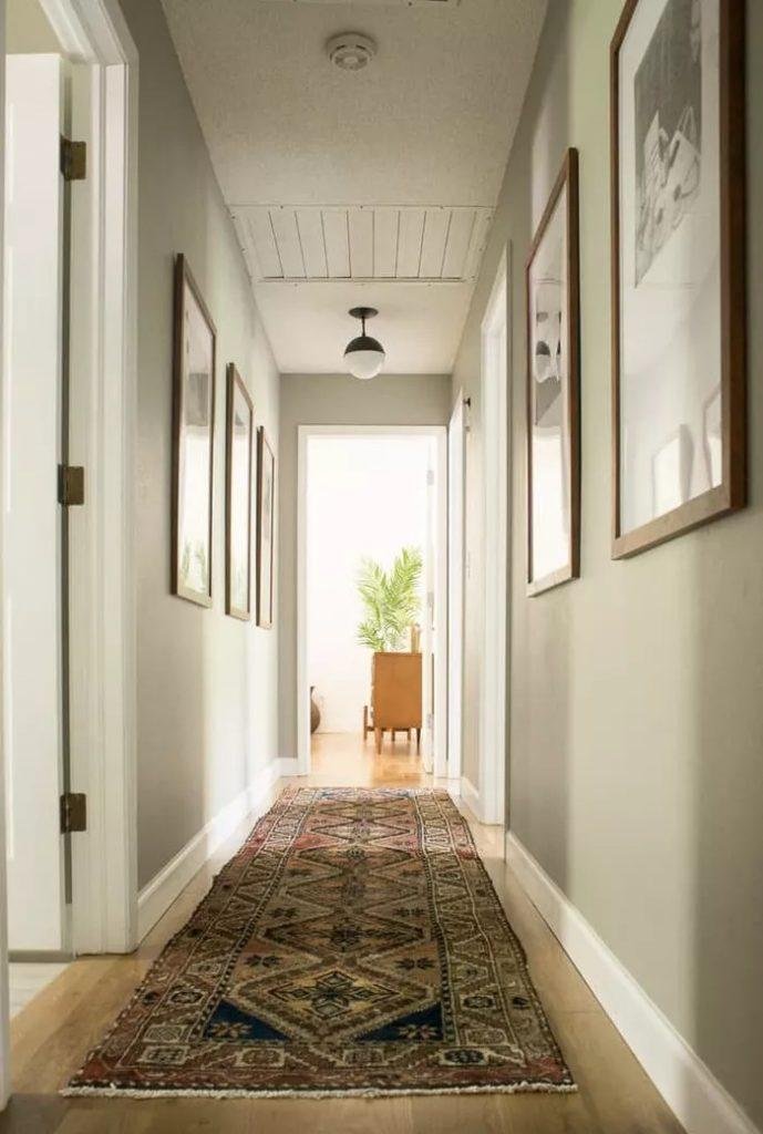 Comment décorer un couloir long et étroit ? Comment décorer un couloir long et étroit ?