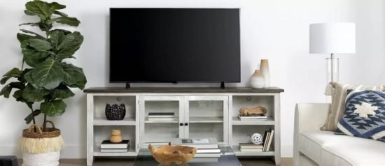 Comment bien choisir la taille de son meuble TV