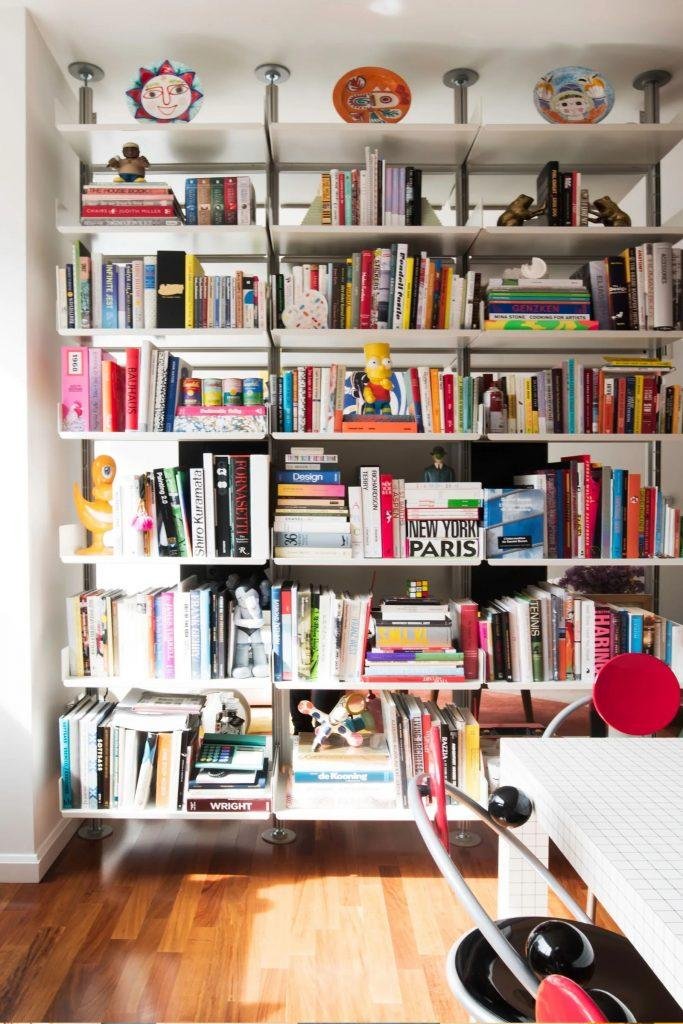 Une bibliothèque pas seulement pour les livres Une bibliothèque pas seulement pour les livres
