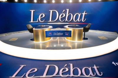 fauteuil Eva d'Ora Ito de retour sur le plateau du débat présidentiel 2022 fauteuil Eva d'Ora Ito de retour sur le plateau du débat présidentiel 2022