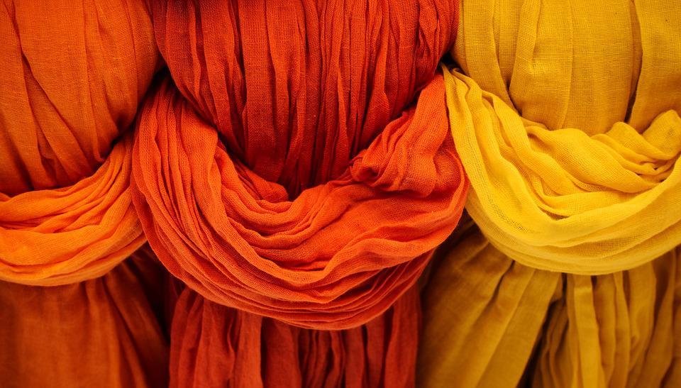 Comment bien choisir la couleur de ses rideaux Comment bien choisir la couleur de ses rideaux