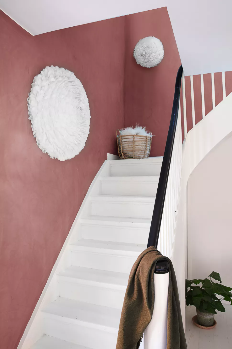 Créez un escalier original avec des touches de couleur Créez un escalier original avec des touches de couleur