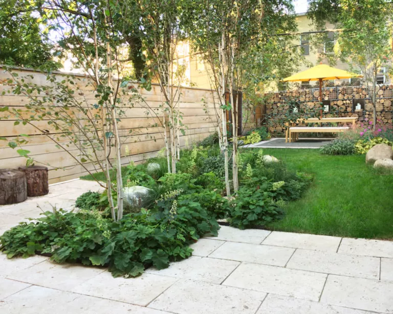 Une clôture de jardin pour délimiter son aménagement