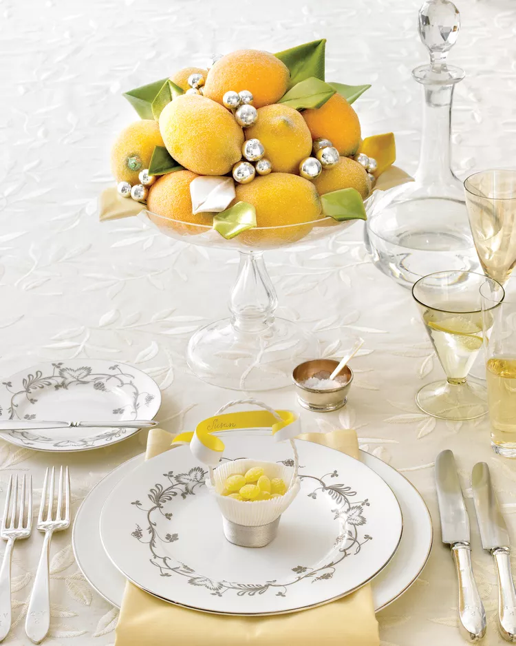 Décoration de table en faux fruits pailletés Décoration de table en faux fruits pailletés
