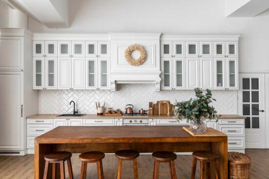 Tout ce qu'il faut savoir pour choisir la table de cuisine idéale