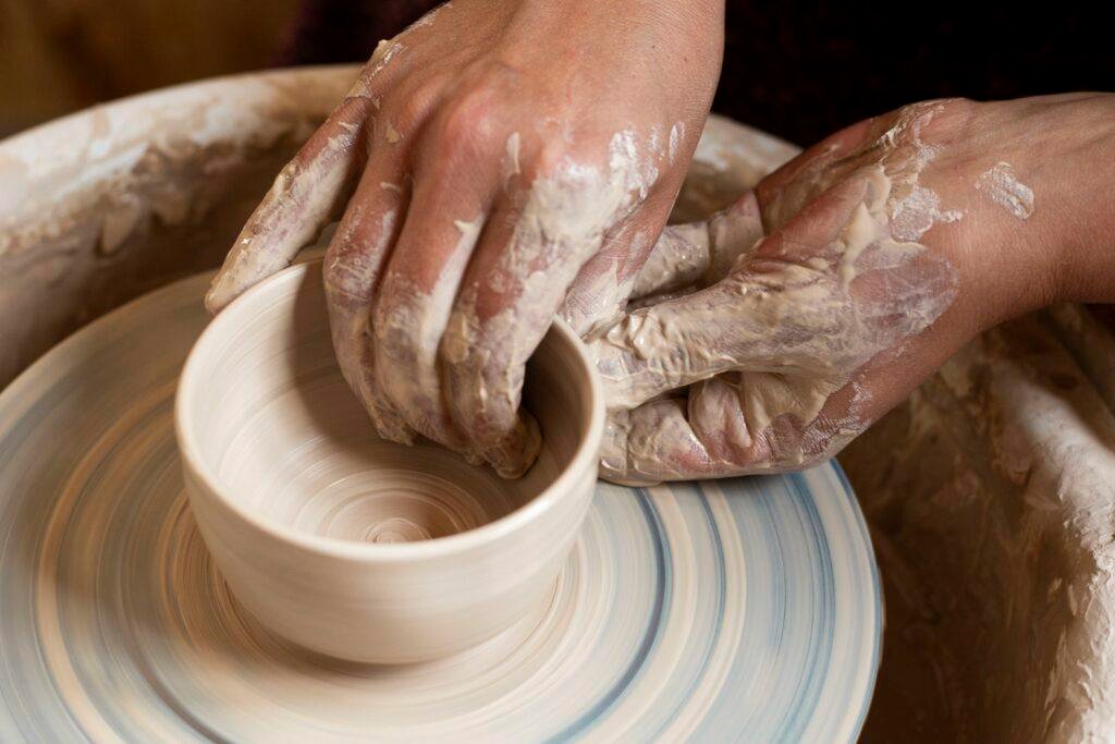 poterie dans la décoration d'intérieur