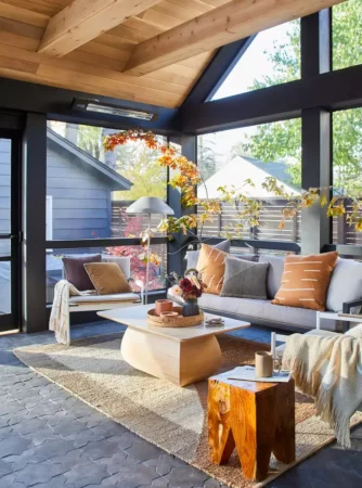une belle déco de véranda cocooning et cosy