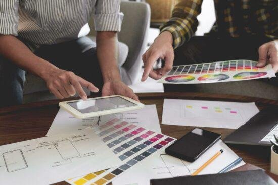 Guide pour choisir le tableau idéal pour décorer votre pièce