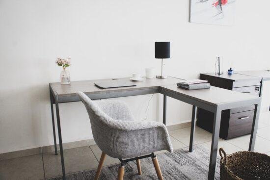 Quel mobilier de bureau choisir pour un petit espace de travail