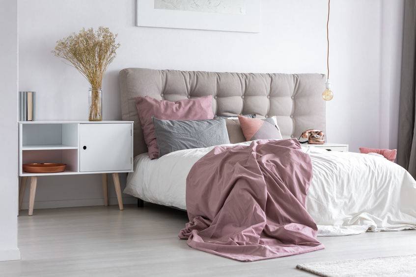 Comment choisir le dessus de lit parfait pour sublimer votre chambre