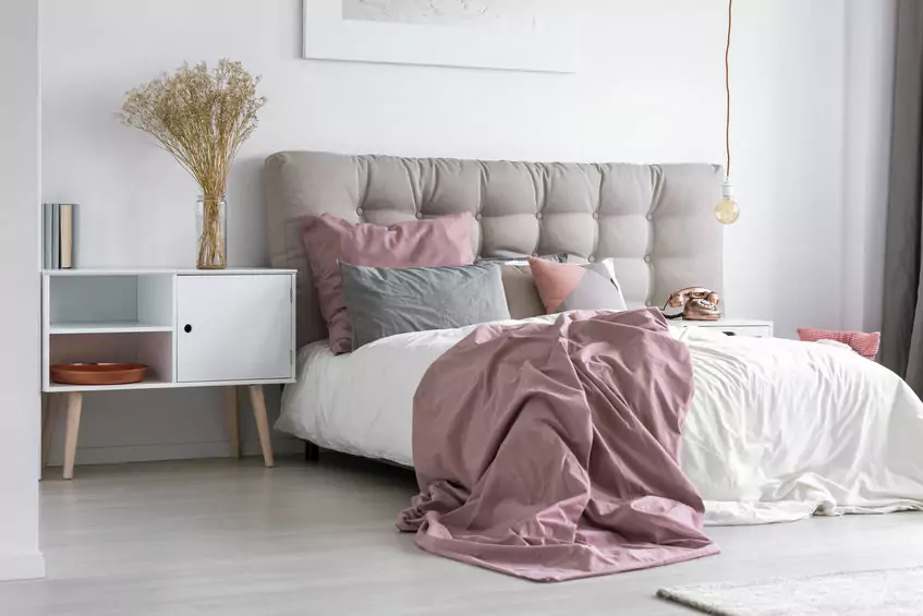 Comment choisir le dessus de lit parfait pour sublimer votre chambre