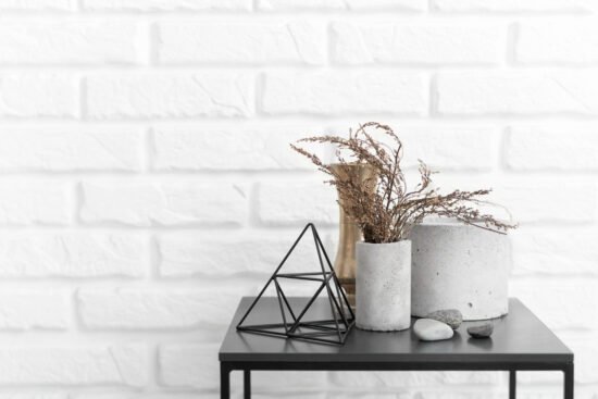 Décoration à poser : Guide pour choisir et placer vos objets déco