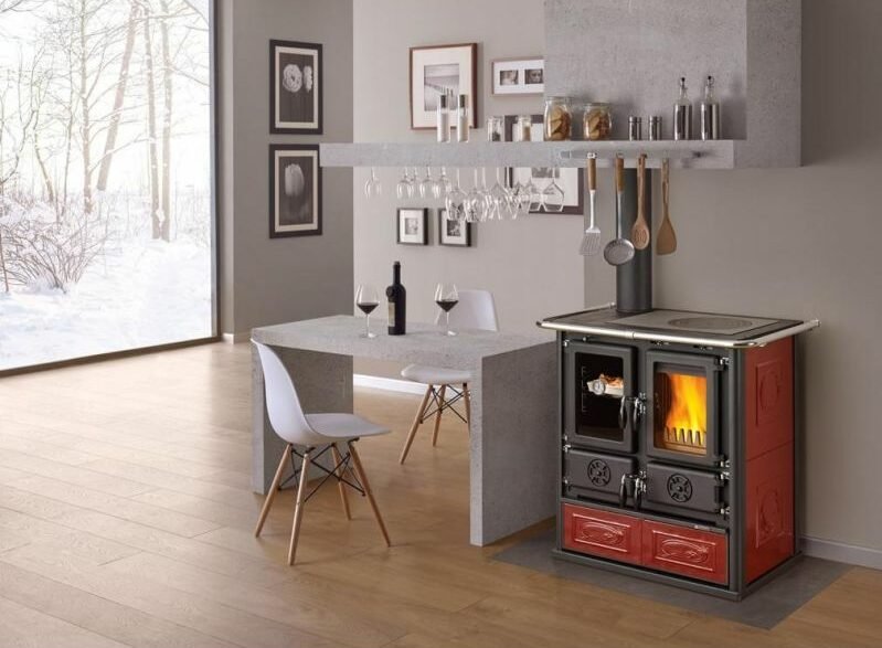 Le retour en grâce de la cuisinière à bois dans nos cuisines Le retour en grâce de la cuisinière à bois dans nos cuisines