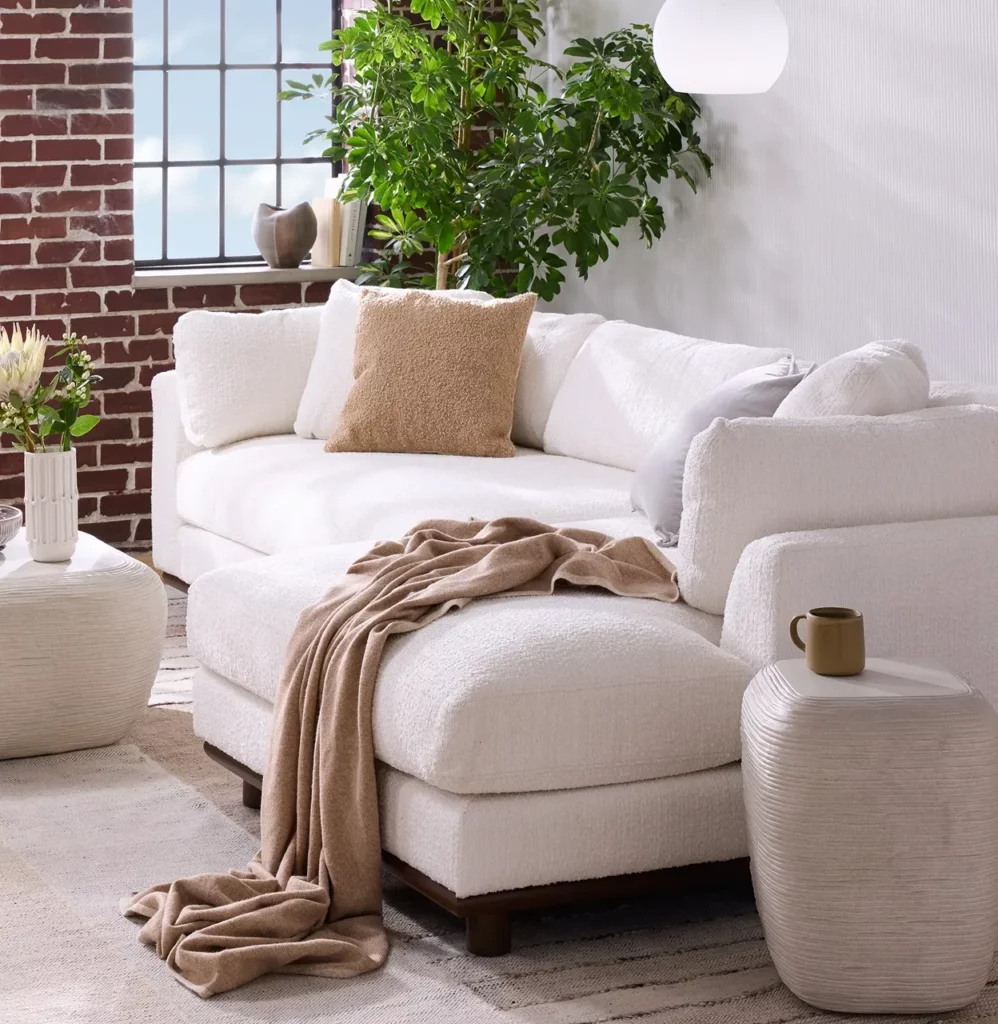 pantone 2026 couleur de l'année 11-4201 cloud dancer utiliser Cloud Dancer dans ta décoration